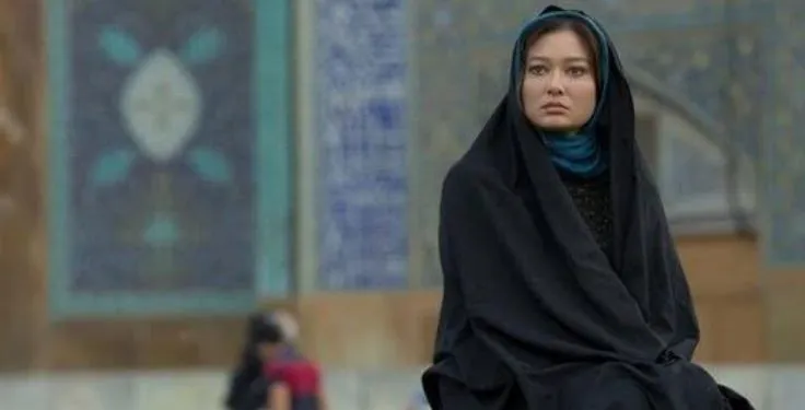 Nurgül Yeşilçay ha elogiato il popolo iraniano, ma ha anche criticato la stampa iraniana!