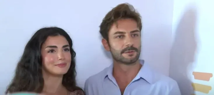 Guarda come Özge Yağız ha spiegato il suo amore per Gökberk Demirci!