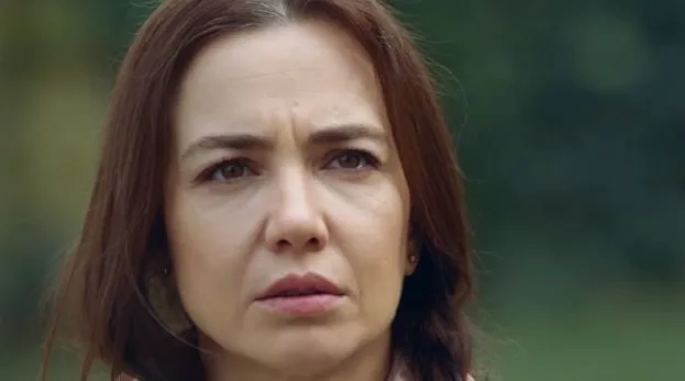 Deniz Uğur torna sugli schermi con la serie Fox TV!