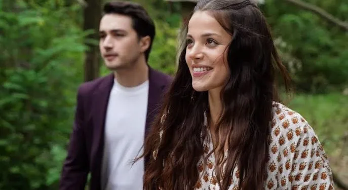 Leyla Tanlar e Burak Dakak verranno alla ribalta come una nuova coppia della serie Güzel Günler!