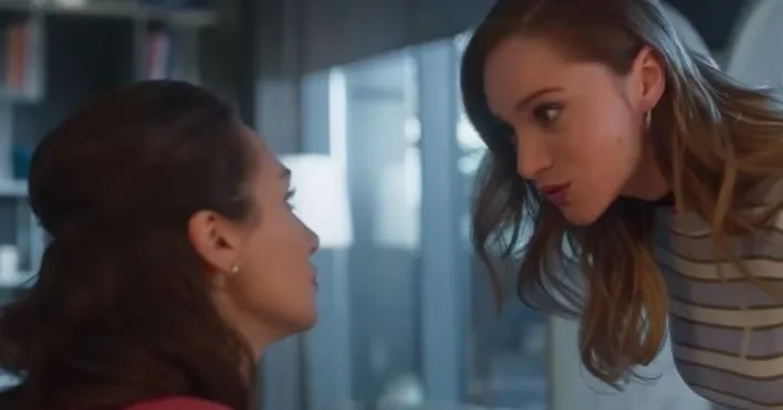L’entusiasmo dei fan di Birce Akalay è aumentato, ci sono nuove sorprese nella serie Kuş Uçuşu!