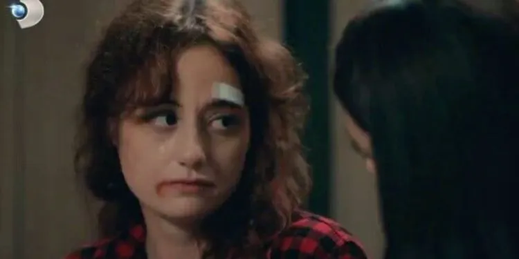 Quanto è fortunata Nazlı Bulum, che ha vinto il plauso come Nil della serie TV Sadakatsiz, per il nuovo progetto!