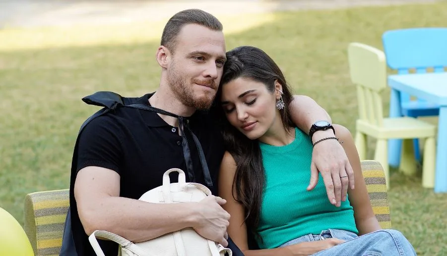 Hande Erçel e Kerem Bürsin non hanno serial, ma hanno lasciato il segno ad ottobre!