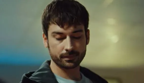 Alp Navruz ha detto la parola che non dovrebbe essere pronunciata nella serie Yürek Çıkmazı!