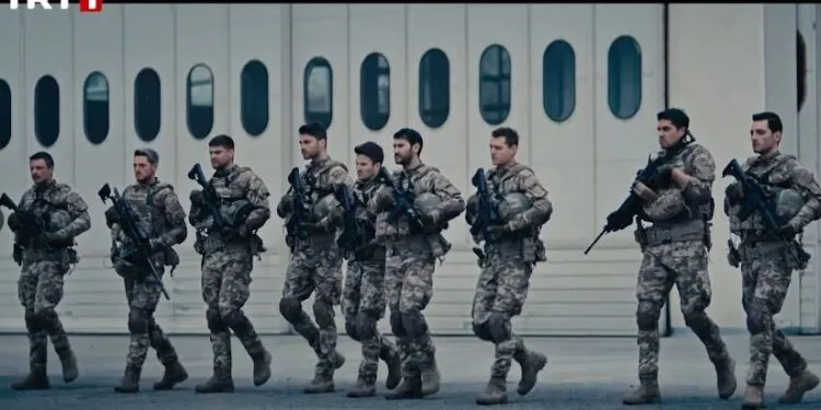 La prima posa di Uğur Güneş della serie Al Sancak e le immagini del cast!
