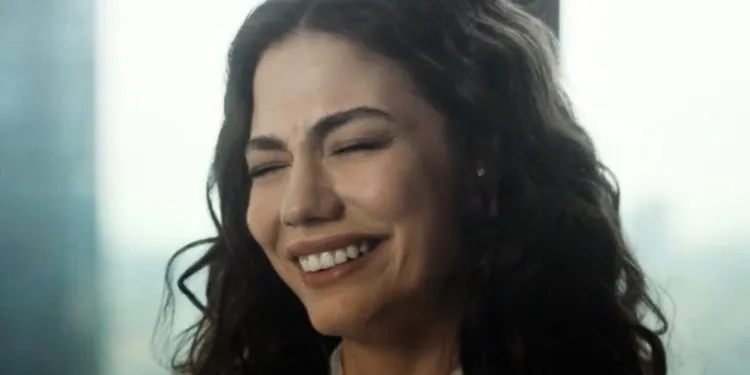 Demet Özdemir si è limitata nel suo periodo più produttivo, ha commesso un errore di carriera?