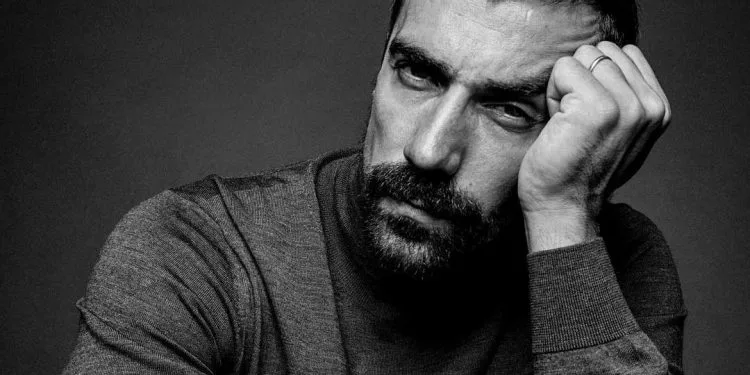 İbrahim Çelikkol ha conquistato nuovamente il cuore dei suoi fan con il suo amante degli animali