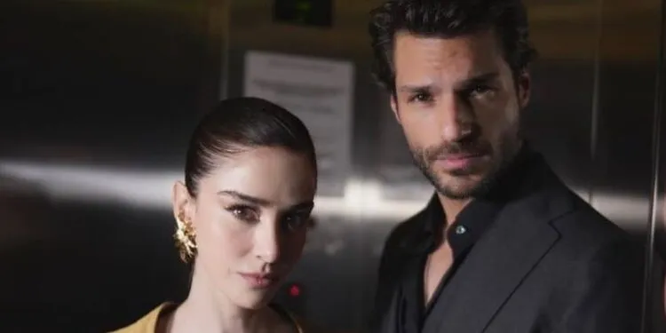 È tempo che Özge Gürel e Serkan Çayoğlu tocchino il cuore di milioni di persone con nuove serie TV!