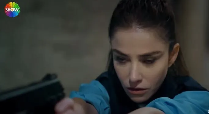 Il duo di Özge Gürel e Kaan Yıldırım sta per stupire le persone con la serie Sipahi!