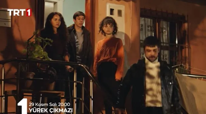 Guarda come Alp Navruz e İrem Helvacıoğlu stanno aspettando la pubblicazione di Yürek Çıkmazı!