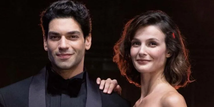 La serie scomparsa di Şükrü Özyıldız e Büşra Develi è apparsa in un modo completamente diverso!