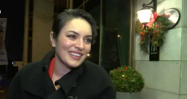 Ezgi Mola ha risolto l’errore di informazione sulla sua nuova serie Dünyayı Değiştiren Ayten!