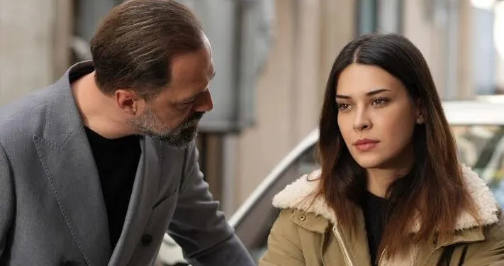 Né Ertan Saban né Devrim Özkan, né nessun altro, hanno avuto la quota maggiore nel successo della serie Gelsin Hayat Bildiği Gibi