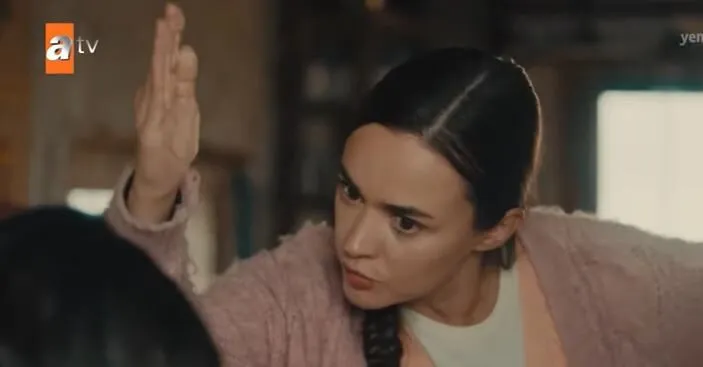 Sebbene Hande Soral non abbia pensato di lavorare per molto tempo, non poteva rimanere indifferente ad Ateş Kuşları!