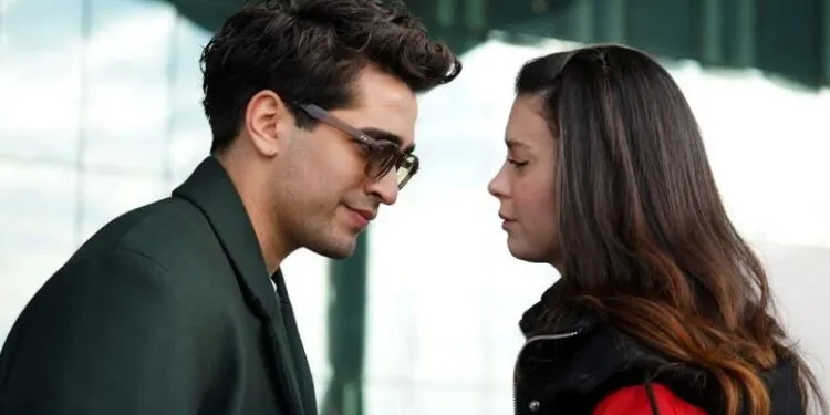 Mert Ramazan Demir buone notizie per coloro che stanno aspettando con impazienza la serie Yalı Çapkını!