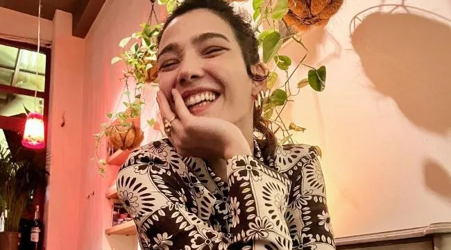 Dopo la fine della serie Sıfırıncı Gün, Aybüke Pusat è tornata ai suoi giorni liberi!