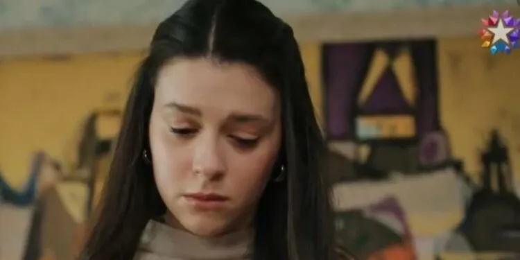 Il problema del linciaggio di Buçe Buse Kahraman nella serie Yalı Çapkını era già successo anche a Ezgi Şenler!