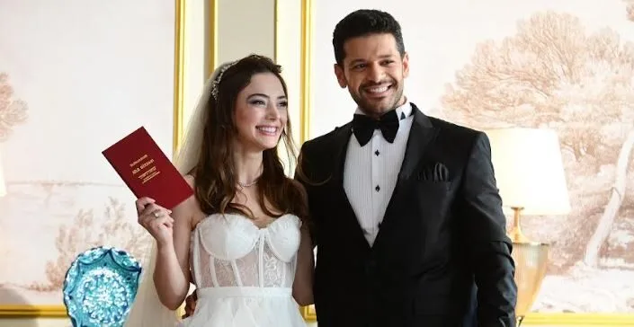 Questa volta Rabia Soytürk stupirà con il suo abito da sposa!