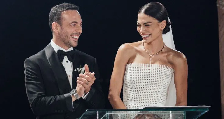 Le accuse di divorzio erano vere, la dichiarazione di Demet Özdemir ha scioccato i suoi fan!