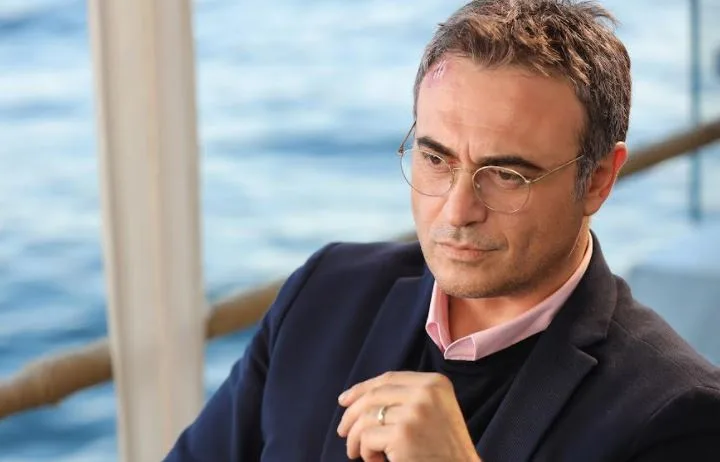 Kutsi attirerà nuovamente i suoi fan sullo schermo con una serie drammatica e il suo partner è diventato una persona davvero straordinaria!
