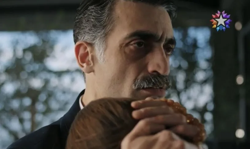 Il successo dialettale di Diren Polatoğulları è stato uno dei dettagli che abbellisce la serie Yalı Çapkını!