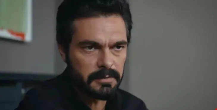Halil İbrahim Ceyhan è insieme a un cast molto solido nella sua nuova serie!