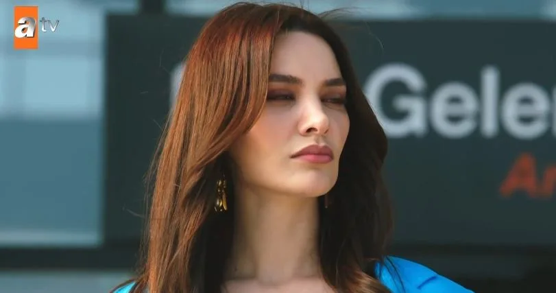 Puoi capire lo stato d’animo di Hazal Filiz Küçükköse guardando il suo modo di vestire!