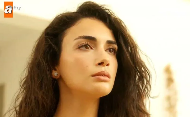 I fan di Özge Yağız hanno grandi aspettative dalla serie Safir!