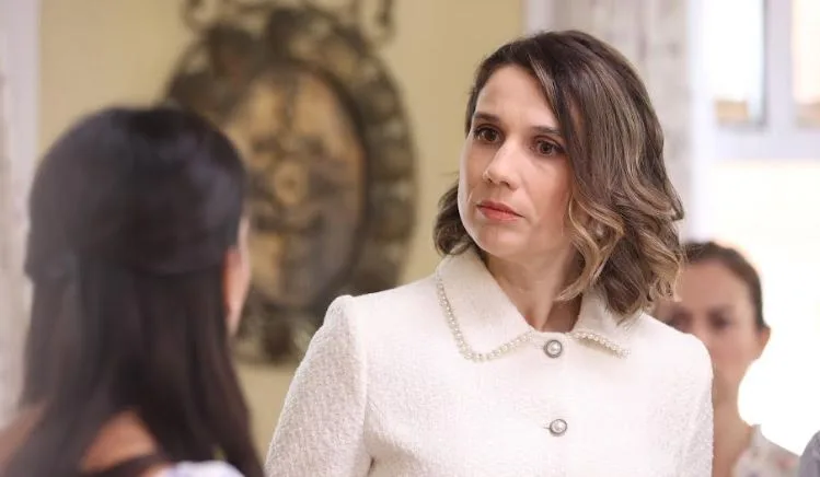 Alayça Öztürk si è unito alla serie TV Kendi Düşen Ağlamaz con il personaggio Mucize!