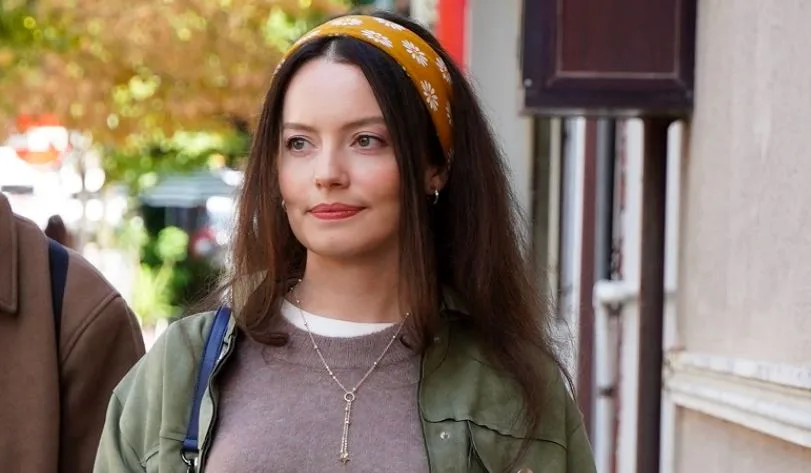 Gizem Arıkan, che ha brillato nella serie TV Eşkıya Dünyaya Hükümdar Olmaz, è tornato sui televisori!