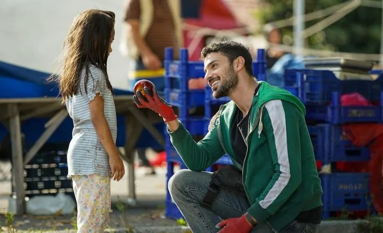 Questo grande successo della serie TV Yabani è attribuito ad Halit Özgür Sarı!