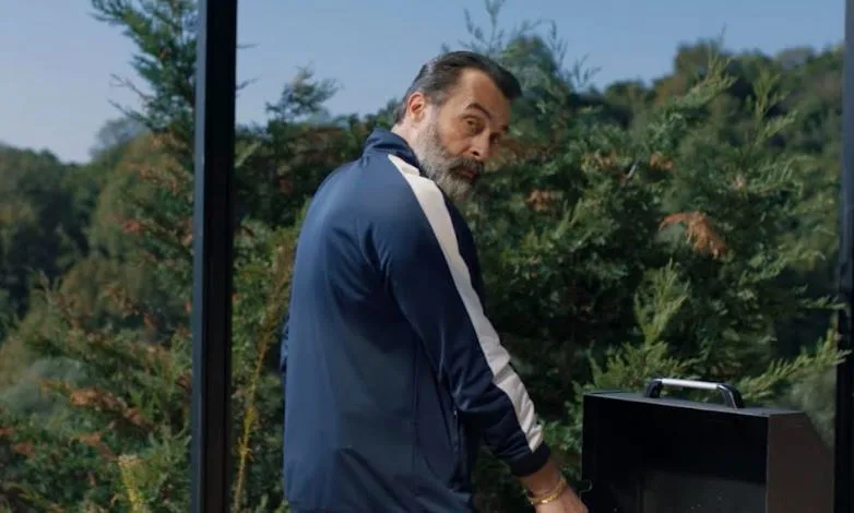 Arif Pişkin è stato incluso nell’imponente cast della serie TV Yargı