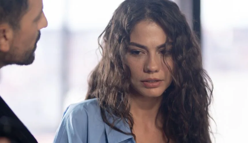 Demet Özdemir è diventata il volto della campagna di sostegno all’istruzione per i bambini colpiti dal terremoto!