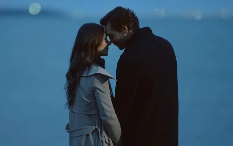 La serie Yıldızlar Bana Uzak attirerà coloro che cercano una storia drammatica e forte!