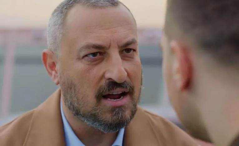 Un’altra serie d’azione, ancora una volta l’energia attraente di Onur Saylak!