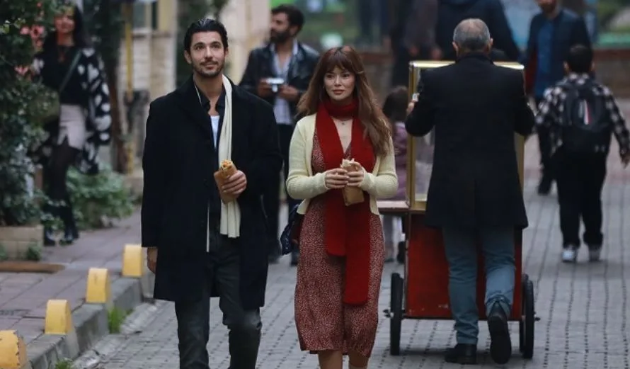 L’energia di Kaan Yıldırım e Seray Kaya sul set si trasmetterà al pubblico!