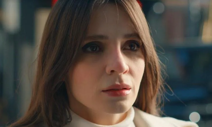 Meriç Aral entra nella serie TV Sandık Kokusu con un personaggio molto efficace!