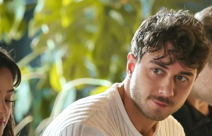 Onur Seyit Yaran, che brilla nella serie TV Kardeşlerim, tornerà alla grande con un progetto nuovo di zecca!