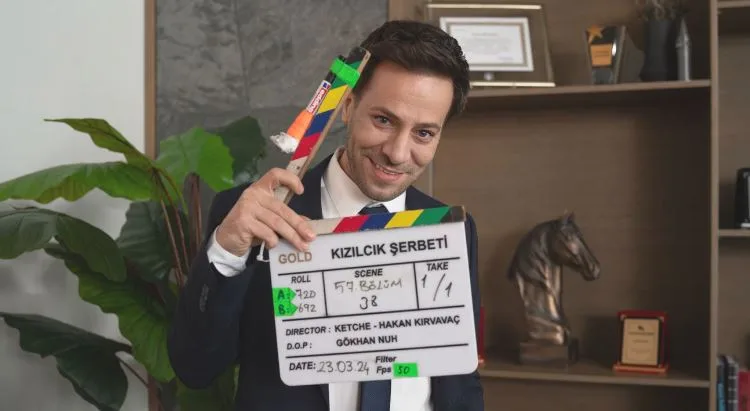L’arrivo di Kaan Taşaner nella serie Kızılcık Şerbeti delizierà di più i fan di Sıla Türkoğlu!