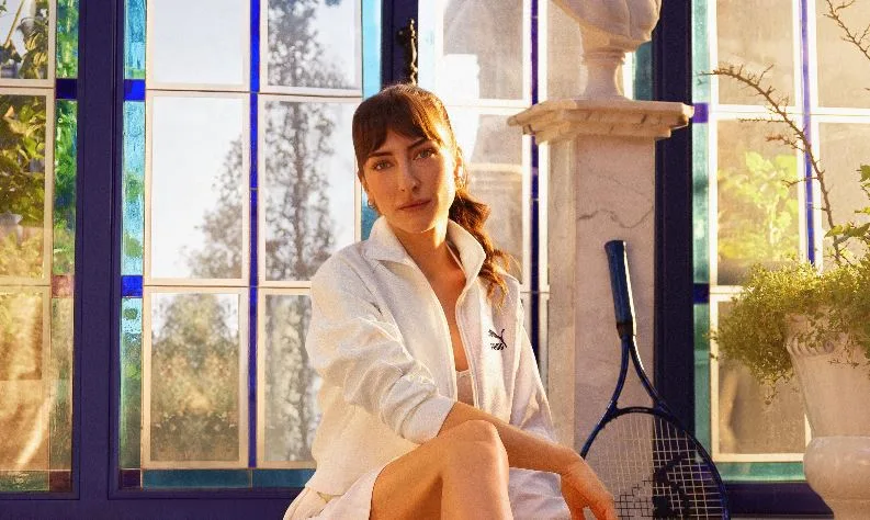 L’attrice Hazar Motan ha collaborato con il famoso marchio di abbigliamento sportivo!