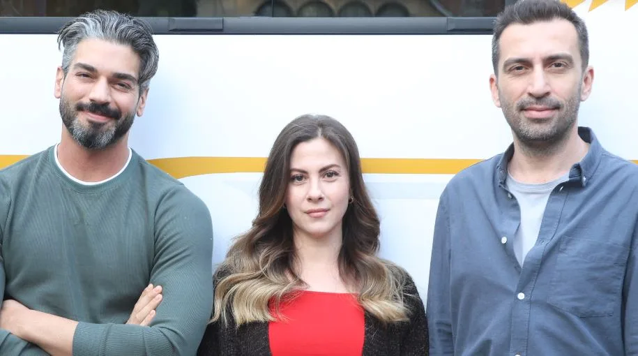 Nomi famosi come Sinem Kobal, Uraz Kaygılaroğlu, Şükrü Özyıldız si sono riuniti per una nuova serie!