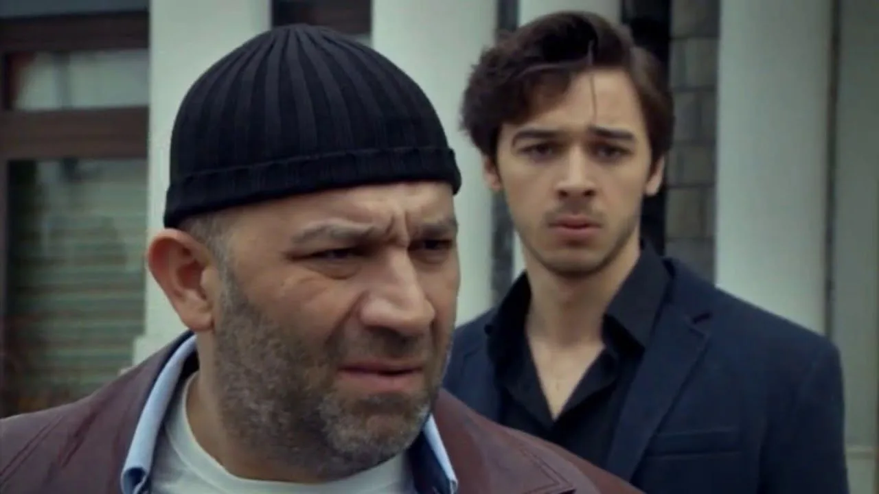 La possibilità che Şevket Çoruh ritorni nella serie TV Arka Sokaklar ha reso felici molti spettatori!
