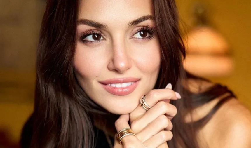 Hande Erçel sta adottando misure per aumentare la sua consapevolezza internazionale!