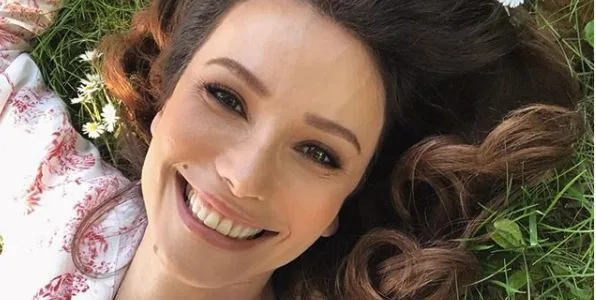 Songül Öden: Chi è? Dove è nata? – Altezza – Età – Serie TV – Famiglia
