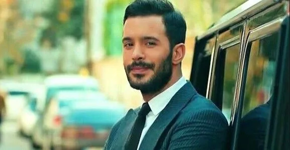 Barış Arduç Chi è? Di dove è originario – Altezza – Età – Serie TV – Famiglia