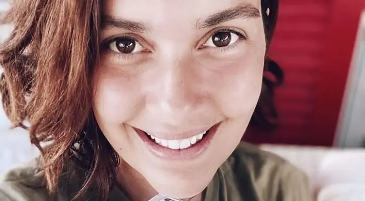 Bergüzar Korel Chi è? Dove è nata – Altezza – Età – Serie TV – Famiglia