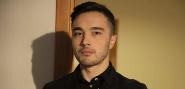 Burak Dakak: Chi è? Origine – Altezza – Età – Serie TV – Famiglia