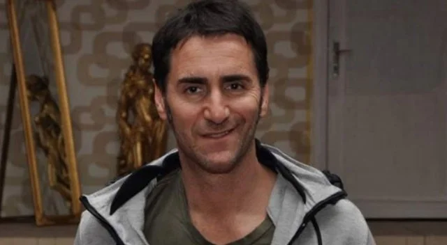 Bekir Aksoy Chi è? Di dove è originario – Altezza – Età – Serie TV – Famiglia