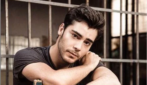 Berkay Hardal Chi è? Dove è nato – Altezza – Età – Serie TV – Famiglia