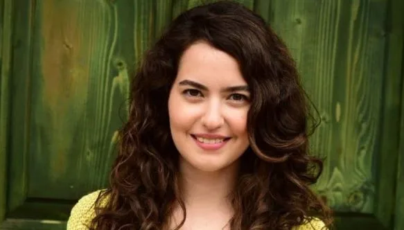 Ezgi Şenler Chi è? Di dove è originaria – Altezza – Età – Serie TV – Famiglia
